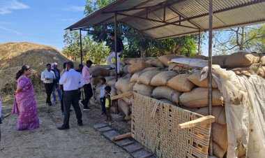 *धान के अवैध भंडारण पर प्रशासन की छापेमार कार्रवाई जारी,एक बार फिर सवा 6लाख के 202 क्विंटल धान जप्त*