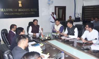 *कलेक्टर ने टीएल बैठक में की फ्लैगशीप योजनाओं की समीक्षा, गणतंत्र दिवस समारोह के लिए अधिकारियों को सौंपा दायित्व*