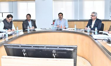 *Breaking: डिप्टी सीएम शर्मा की अध्यक्षता में पुलिस विभाग की बैठक शुरू, डीजीपी सहित आला अफसर है मौजूद*