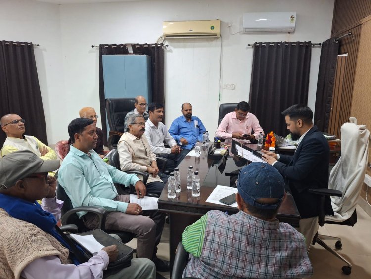 *नगरीय निकाय चुनाव को लेकर राजनीतिक दलों की बैठक आयोजित*