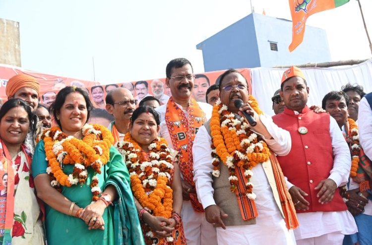 *बीजेपी मेयर प्रत्याशी मिनल चौबे ने किया संघन जनसंपर्क, जनता का मिल रहा प्रतिसाद*