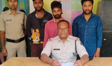 *होली के दिन चौक में हुड़दंग मचा रहे युवकों पुलिस ने रोका, आरक्षक और महिला प्रधान आरक्षक से मारपीट,तीन गिरफ्तार,भेजे गए जेल*