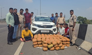 *बिलासपुर पुलिस की बड़ी कार्रवाई, चेकिंग पॉइंट पर टाटा नेक्साॅन कार से 100 किलो गांजा बरामद,तीन आरोपी गिरफ्तार,प्रधानमंत्री आगमन के मद्देनजर की जा रही थी गाड़ियों की जांच*