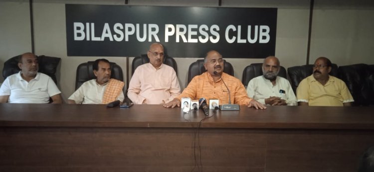 *महामाया मंदिर परिसर के कुंड में कछुओ की मौत का मामला: अध्य्क्ष आशीष सिंह ने कहा मंदिर ट्रस्ट को किया जा रहा बदनाम, मंदिर प्रबंधन दे रहा जांच में पूरा सहयोग!निष्पक्ष जांच की मांग*