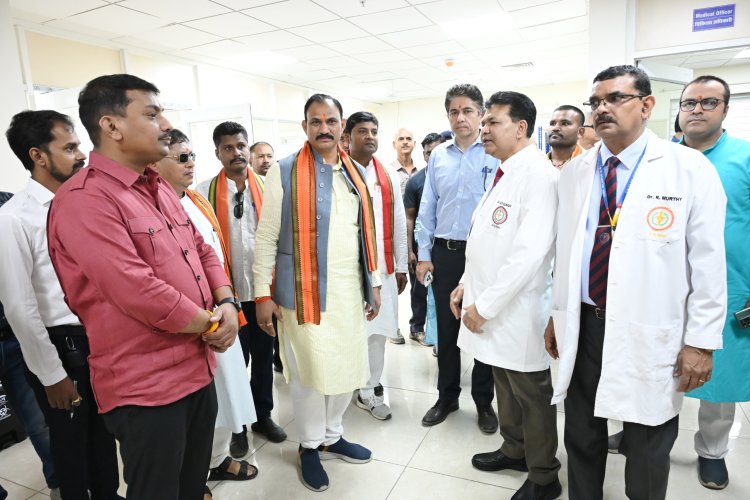 *स्वास्थ्य मंत्री श्याम बिहारी जायसवाल ने सुपर स्पेशलिटी, मेंटल हॉस्पिटल और जिला अस्पताल का किया निरीक्षण,सुपर स्पेशलिटी हॉस्पिटल में आईपीडी जल्द शुरू करने दिए निर्देश*