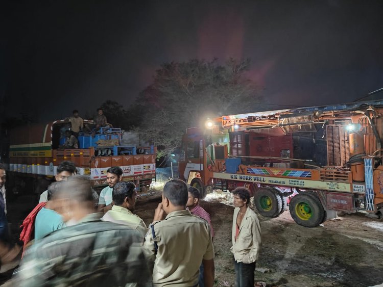 *दो बोर गाड़ी जब्त, बिना अनुमति कर रहे थे नलकूप खनन*