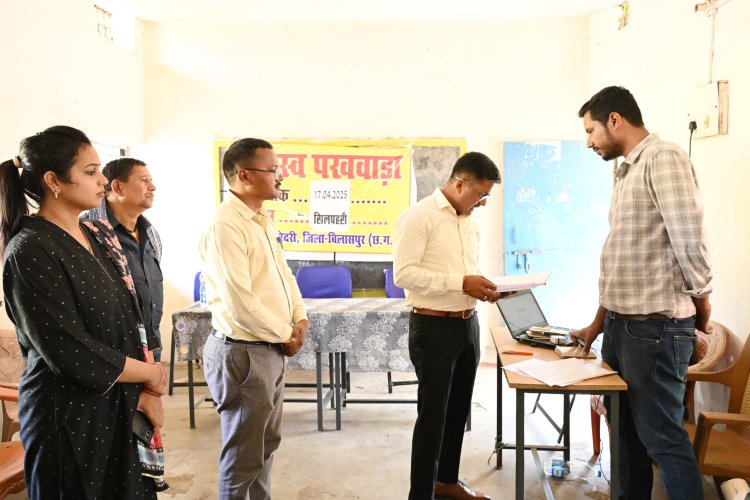 *कलेक्टर ने चल रहे राजस्व शिविरों का लिया जायजा, उप स्वास्थ्य केंद्र का किया निरीक्षण, गंदगी देख बीफरे कलेक्टर,!शहर में अटैच स्वास्थ्य कर्मियों को तत्काल रिलीव करने दिए सख्त निर्देश* 
