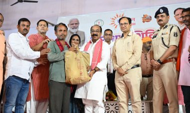 *समाधान शिविर में शामिल हुए उप मुख्यमंत्री साव, कहा  बिलासपुर के विकास के लिए पैसों की नहीं होगी कमी*