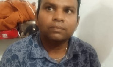 25 हजार रुपये की रिश्वत लेते हुए पटवारी को एसीबी की टीम ने पकड़ा