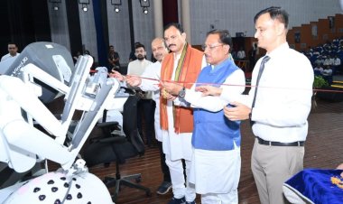 रोबोटिक सर्जरी छत्तीसगढ़ में चिकित्सा सुविधाओं के विकास में एक नया आयाम : मुख्यमंत्री विष्णु देव साय