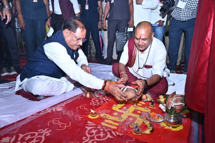 77 विकास कार्यों का शिलान्यास और लोकार्पण किया