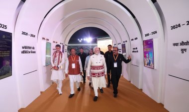 नए छत्तीसगढ़ की झलक देख प्रधानमंत्री नरेंद्र मोदी हुए प्रभावित