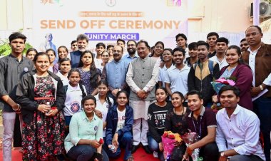 मुख्यमंत्री श्री विष्णुदेव साय ने यूनिटी मार्च के लिए राज्य के 68 युवाओं के दल को हरी झंडी दिखाकर किया रवाना