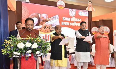 CM Shri Vishnu Deo Sai attends Maa Mahalakshmi Puja at Basna-Salkhand