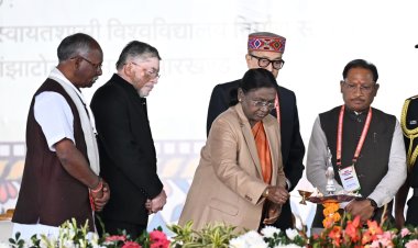 *राष्ट्रपति श्रीमती द्रौपदी मुर्मू ने ‘जशक्राफ्ट’ एवं जशपुर की जनजातीय मातृशक्ति के कौशल की सराहना की*